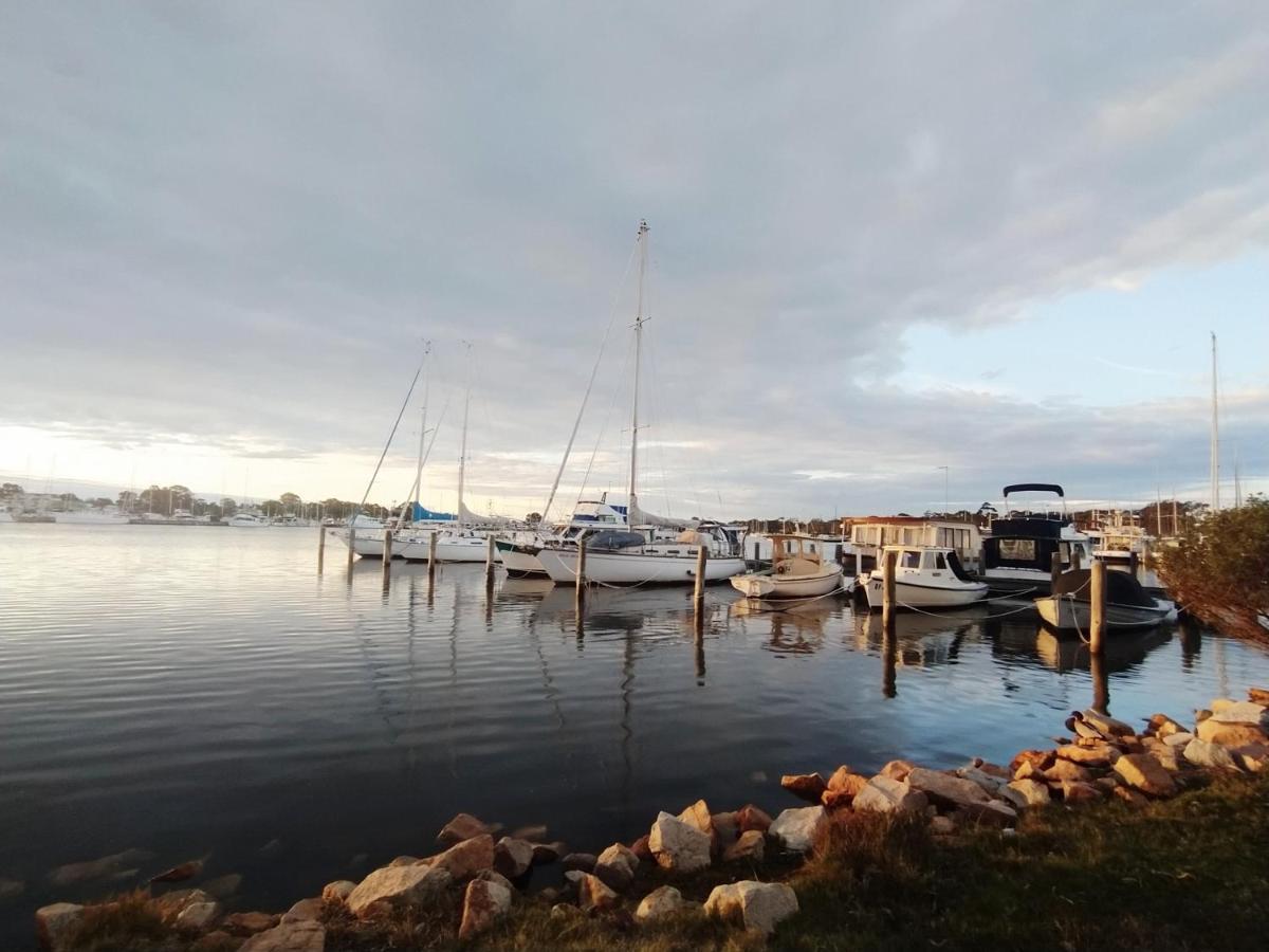 Captains Cove Ground Floor Luxury Apartments Paynesville Exterior foto